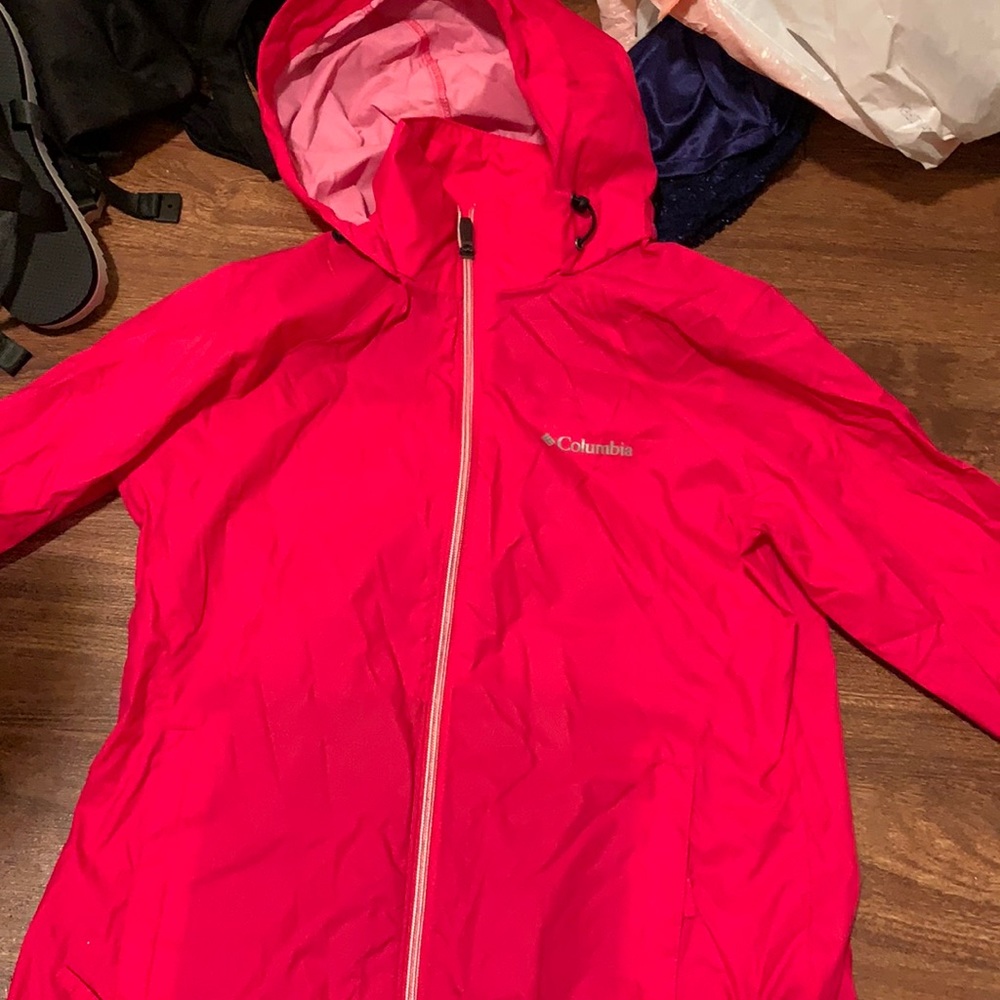 Women’s Columbia rain coat